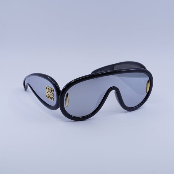 Loewe LW40108I 01C Sunglasses Black/Silver Shield Frame, Grey Lenses - Picture 5 of 11